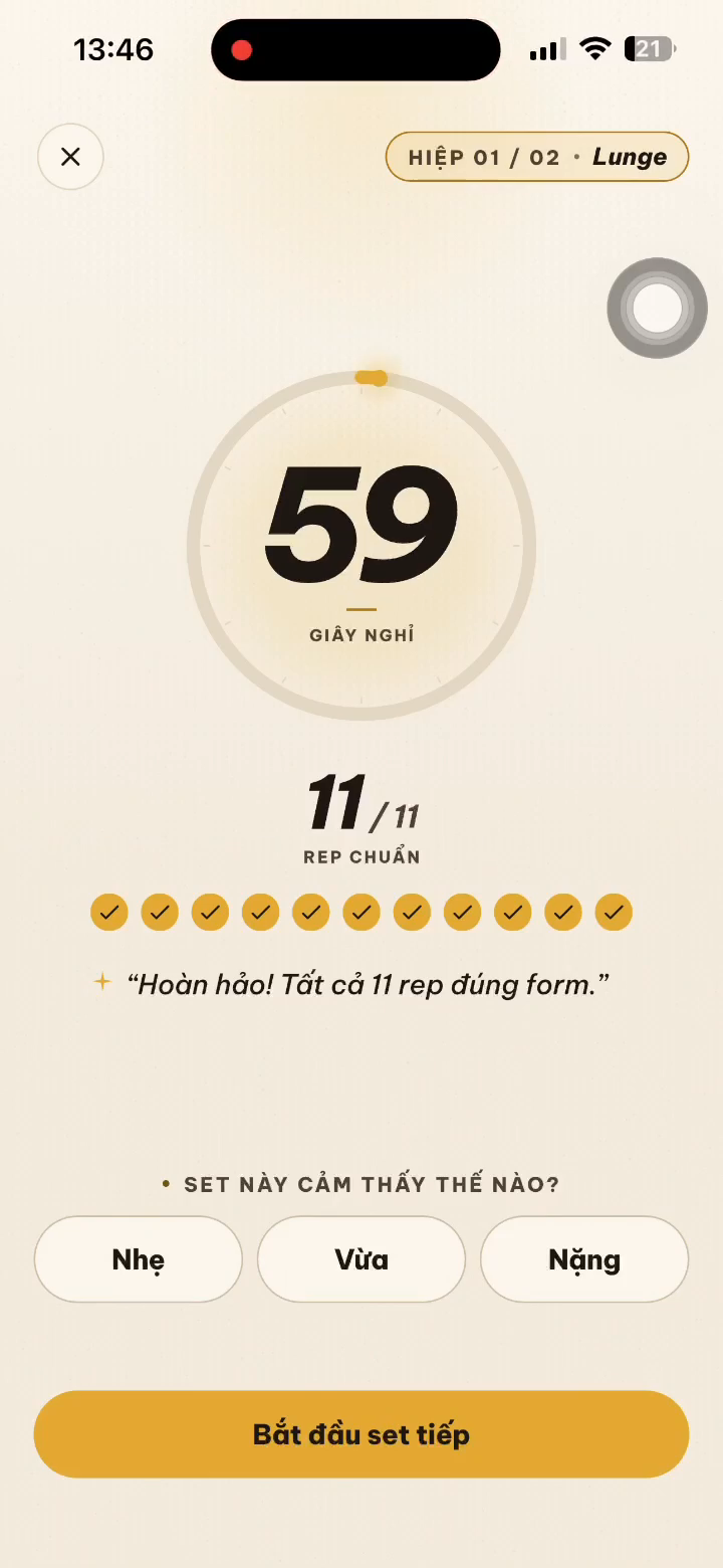 Màn hình nghỉ giữa hiệp: 59 giây nghỉ, 11 trên 11 rep chuẩn
